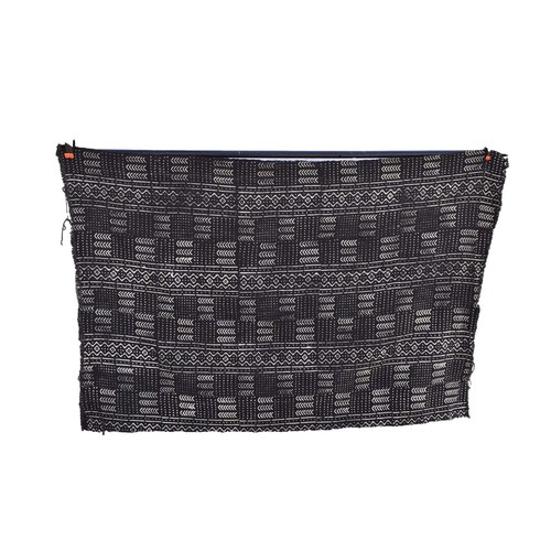Bògòlanfini Black Mudcloth Textile Mali 60x40.5 inch - Picture 2 of 8