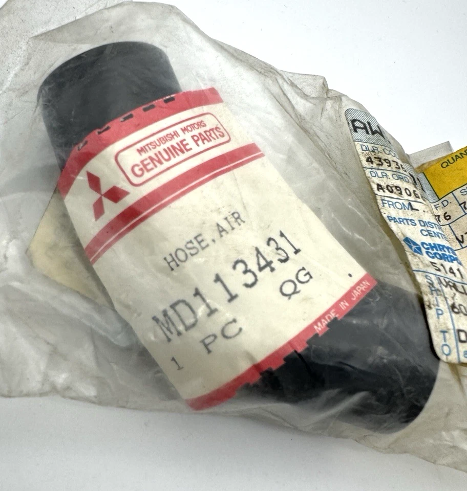Manguera de aire genuina OEM Dodge Colt MD113431 Mitsubishi DSM - DE COLECCIÓN NUEVO STOCK ANTIGUO Foto 3 de 4