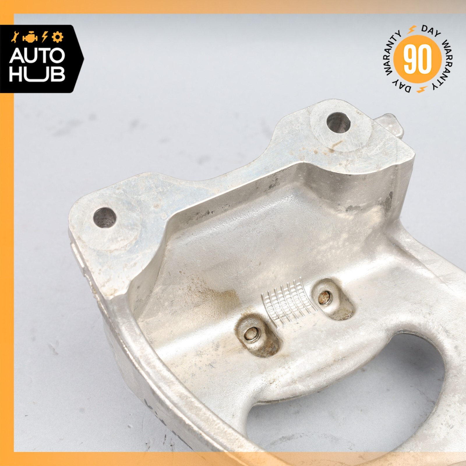 Aston Martin DB11 / Vantage Front Left Side Engine Mount Bracket OEM 7k