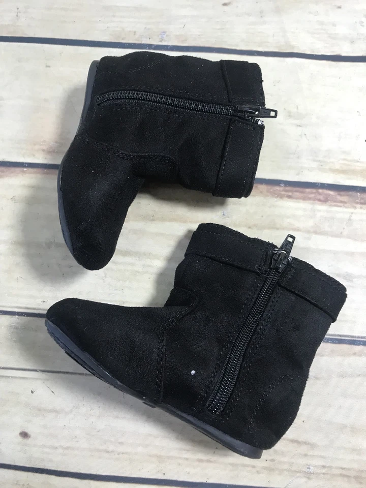 Niñas/Niños Pequeños Talla 4W DEDOS ADOLESCENTES Botas Negras Arco Cremallera Lateral Imitación Gamuza Sin Cordones Foto 3 de 4