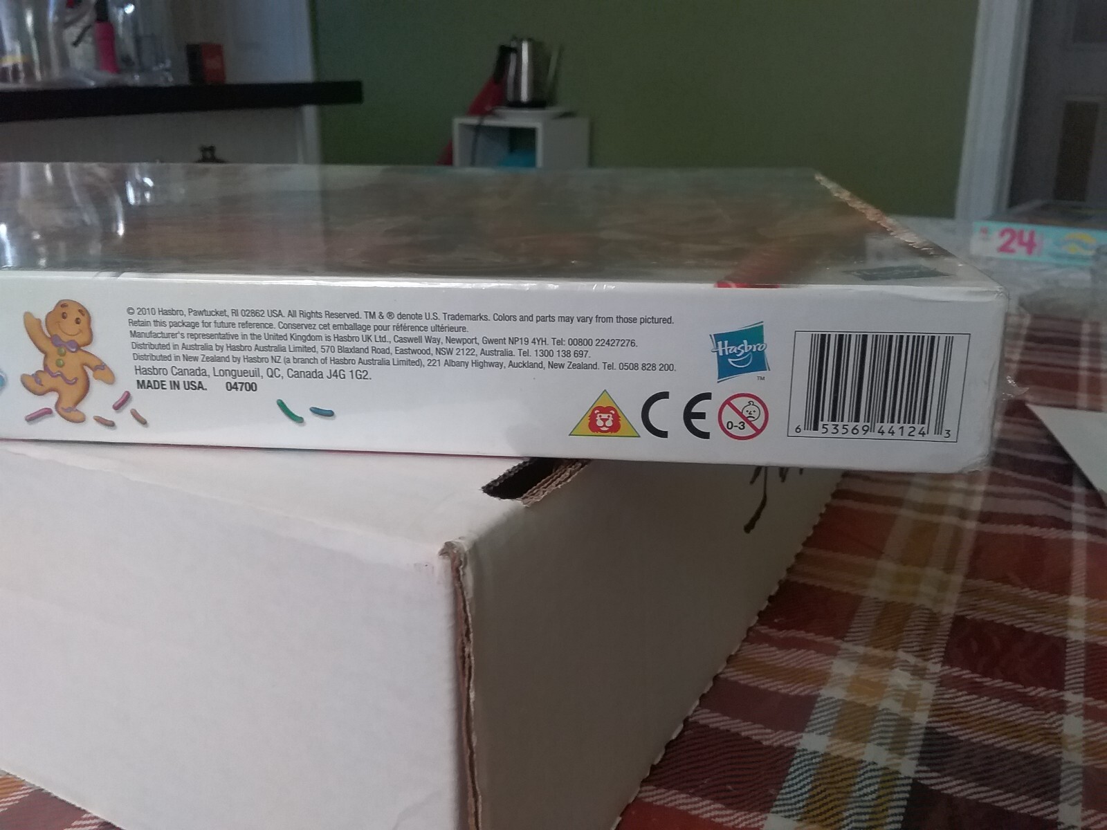 Hasbro Classics, Candy Land The World of Sweets Board Game Pre-School NEW Sealed