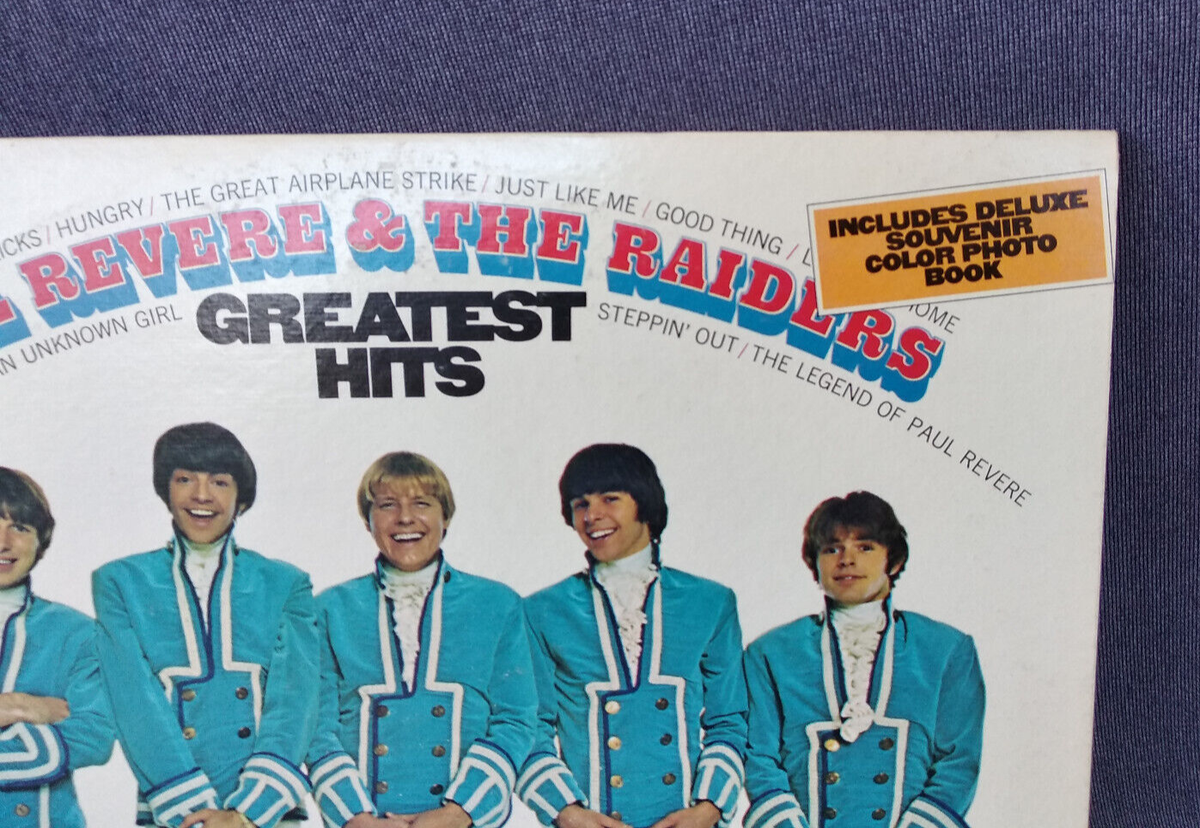 PAUL REVERE & THE RAIDERS - GREATEST HITS & Color Photo Book - KCL