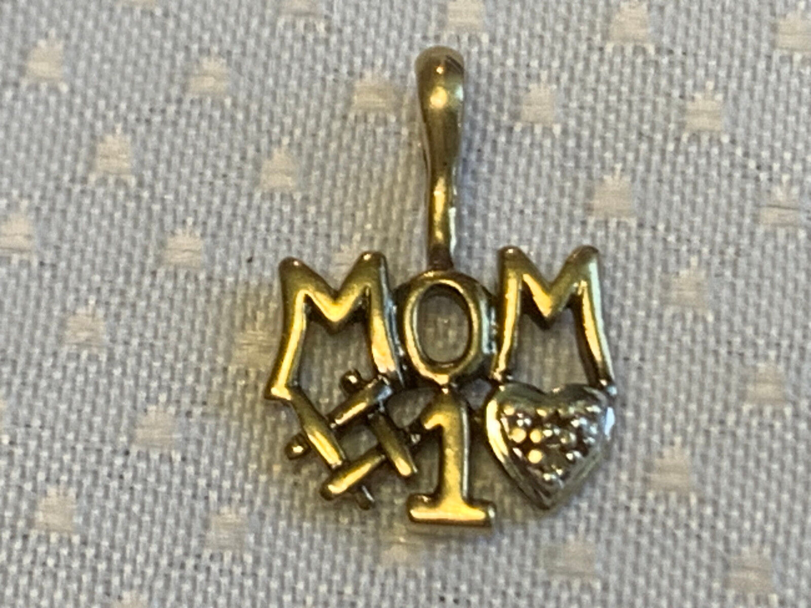 10K Yellow Gold #1 Mom Pendant .81g Fine Jewelry … - image 4