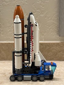 LEGO CITY Spaceport 60080 Missing 1 Fig & 1 Sticker Comes w/ Instructions