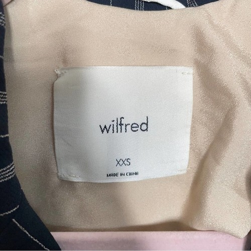 WILFRED x ARITZIA Cherrelle Pinstripe Double Breasted Blazer Jacket {I30} - Picture 5 of 6