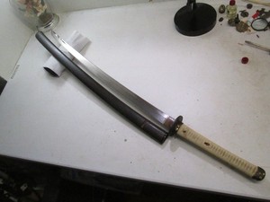 OVER 300 YEARS SAMURAI JAPANESE KATANA SWORD & SCABBARD KUNITSUNA NICE TEMPER