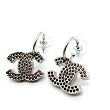 Orecchini Chanel traforati argento 00 00 1223391