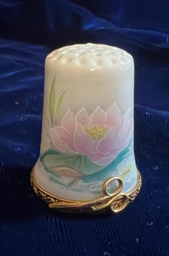 Pretty Porcelain Claude Monet Design Thimble 