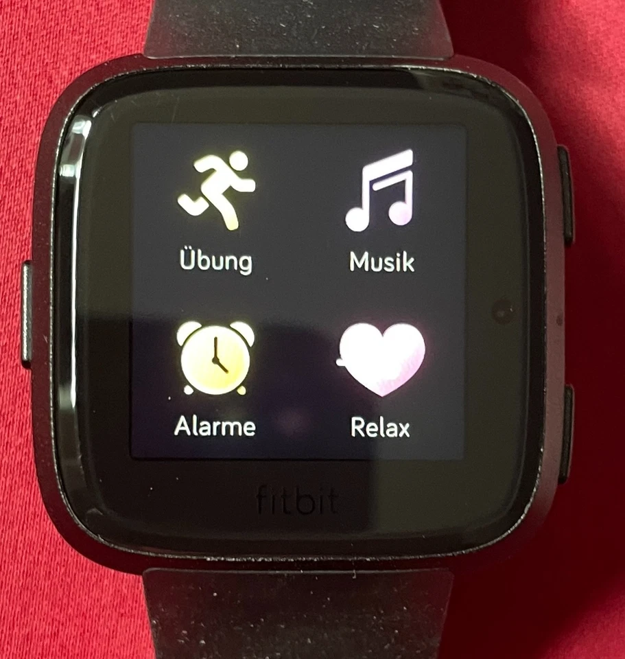 Fitbit Versa neuwertig, nur wenig Male getragen - Bild 4 von 4