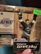 2004 McFarlane NHL Series 1 Wayne Gretzky #99 Los Angeles Kings Action Figure