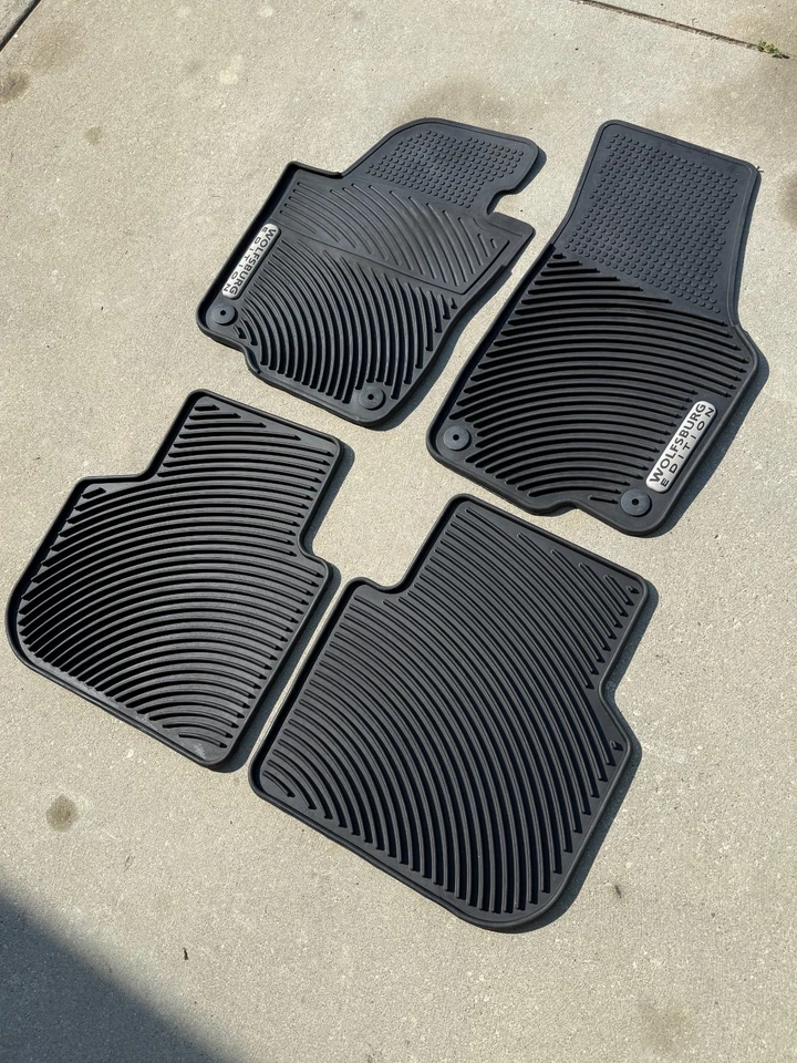 Alfombrillas para todo tipo de clima OEM VOLKSWAGEN PASSAT EDICIÓN WOLFSBURG 561.061.550.C.041 Foto 3 de 4