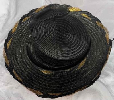 Vintage Betmar Italy Black & Gold Woven Derby Style Hat  display picture 3