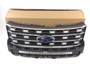 16 18 Ford Explorer Limited Front Upper Chrome Silver Grille New Oem Ebay
