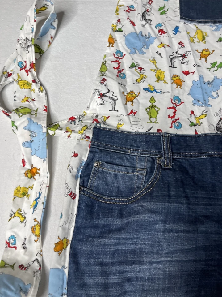 Delantal babero de costura Dr. Seuss casero ajustable vaqueros bolsillos ganchillo tejido Foto 2 de 4