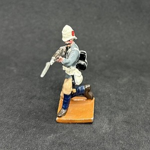 Figurine de guerrier zoulou de Tradition of London
