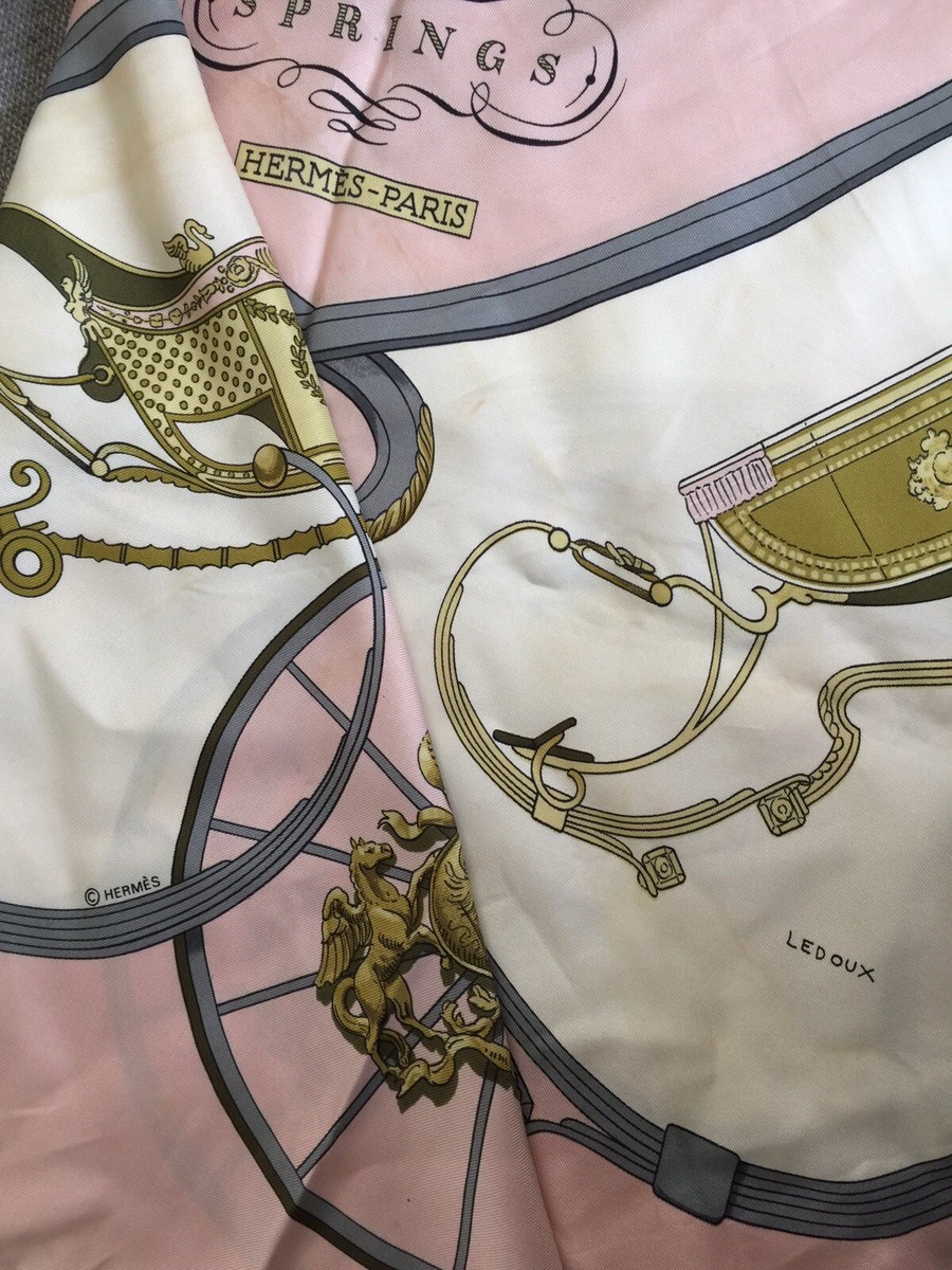 VERY RARE! HTF! VINTAGE Pink Gray Hermès Paris Carre Springs
