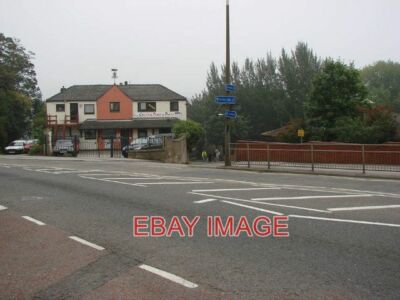 PHOTO  SLUTWELL  PONTEFRACT  VIEWED FROM SOUTHGATE. SLUTWELL IS THE NARROW STREE