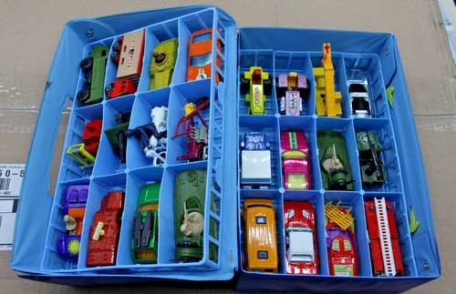 Collection Of 24 Matchbox Superfast Model Cars In Carry Case Lesney Vintage lot2