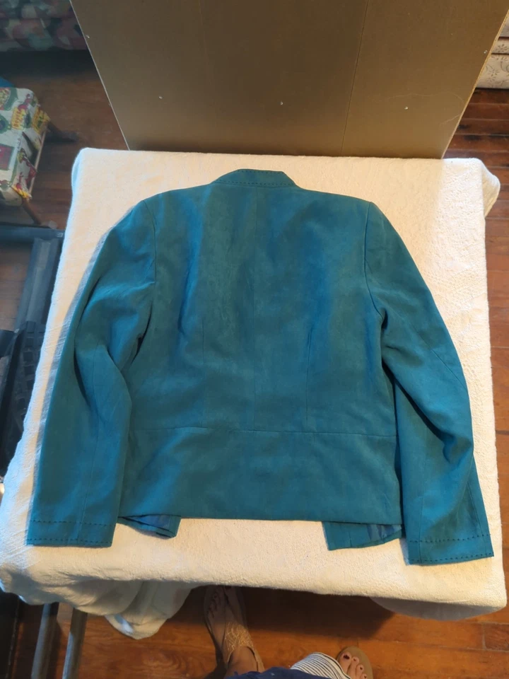 Chaqueta de gamuza verde oscuro Dress Barn mediana para mujer Foto 3 de 3