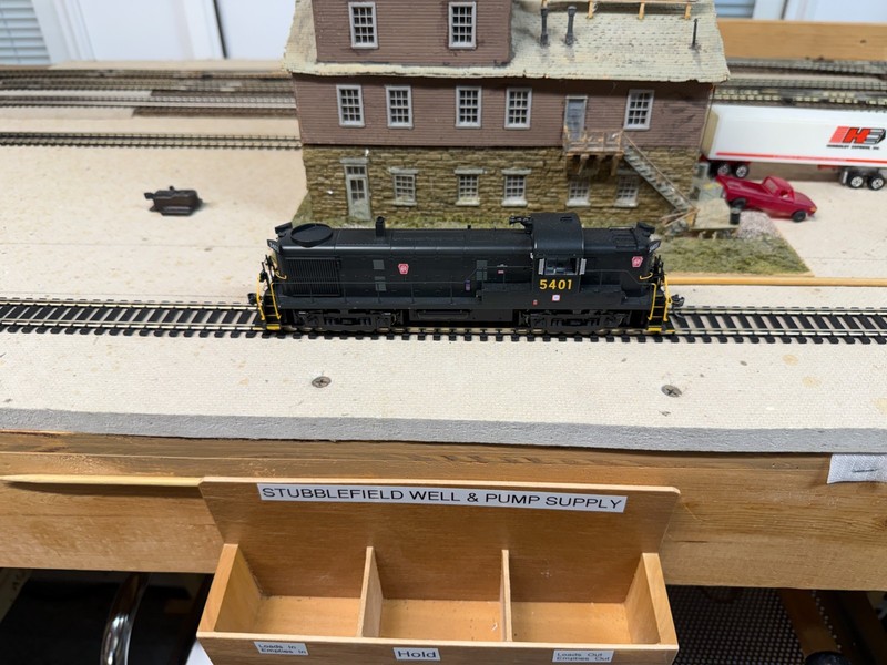 HO Scale PRR Bowser RS3 Locomotive #5401 w/DCC & ESU LokSound V5