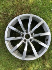 original VW Felge 3G0601025Q Montery 8x18H2ET44 Passat 5x112