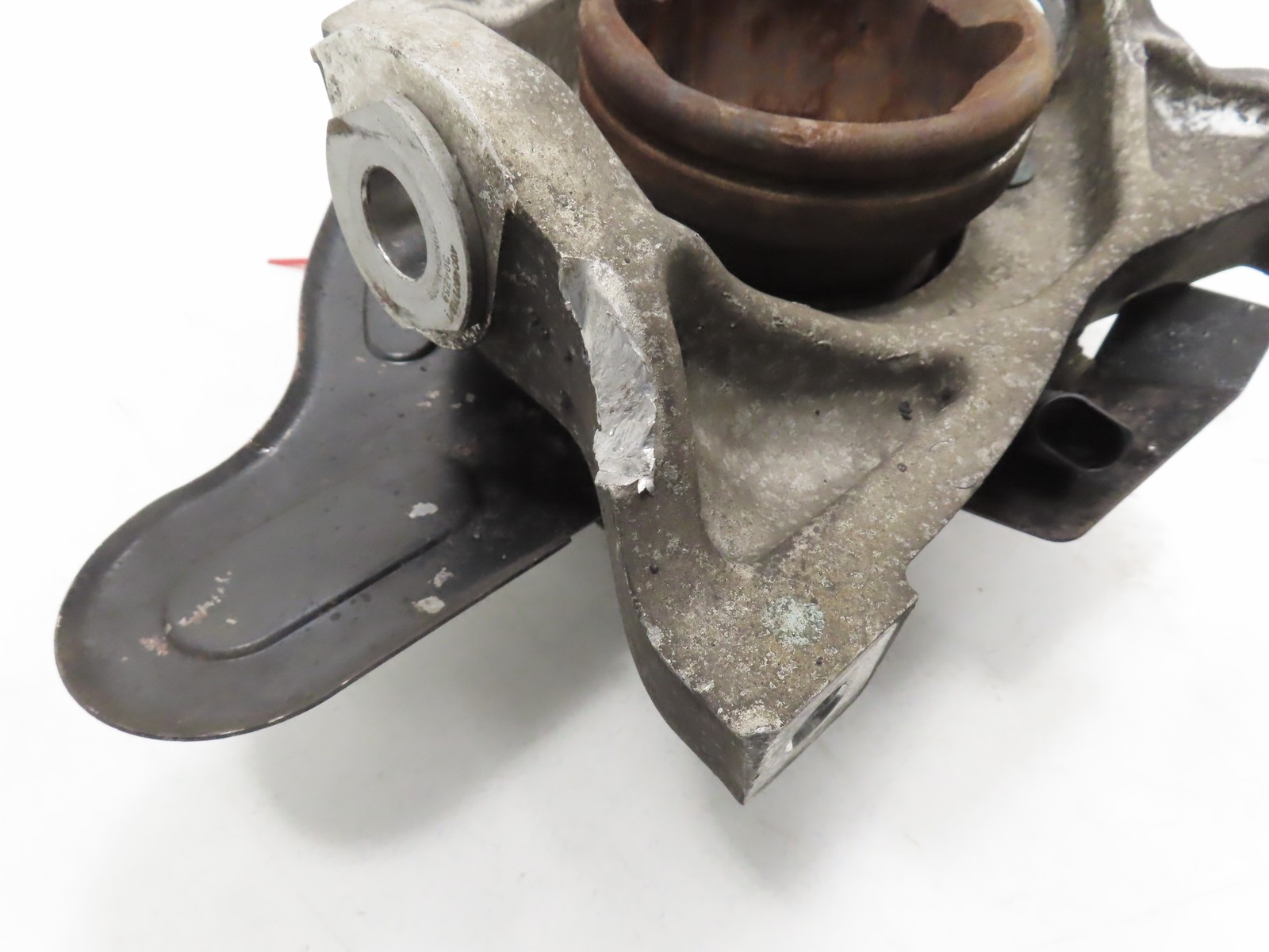 06 Lamborghini Gallardo #1310 Knuckle Spindle, Hub Bearing Left Front 400407245A