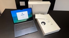 Image of Apple MacBook Air 13.6" | M2 8C-CPU / 8C-GPU | 24GB RAM | 512GB - Midnight (A56)