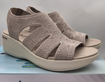 Skechers Womens Pier Lite Memory Maker Taupe Vegan Wedge Luxe Foam Sandals 7