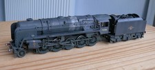 Bachmann 9F renumbered to 92086 and weathered to a high standard.