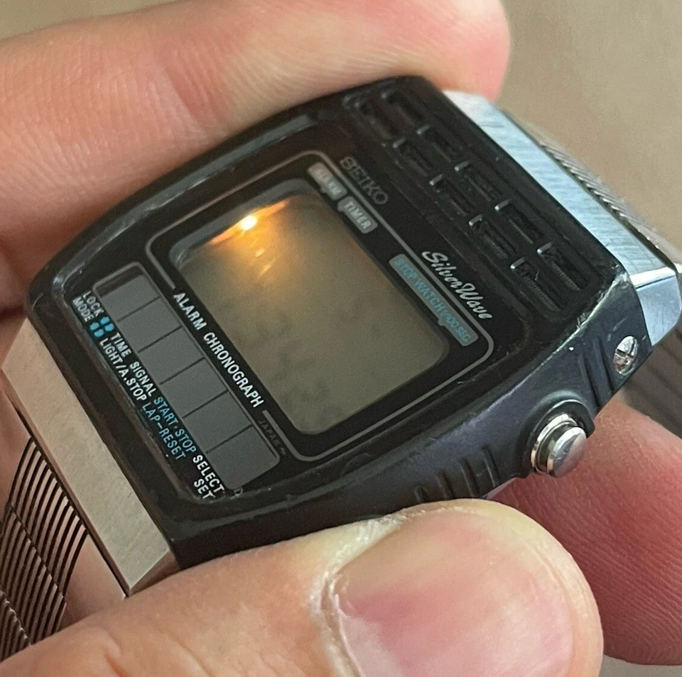 1980 Seiko Silver Wave Alarm Chronograph A258-5010 - Image 4 of 4