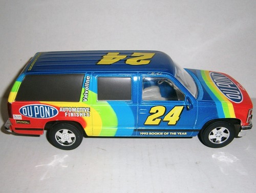 Jeff Gordon NASCAR Brookfield Collectors Guild Chevy Suburban 1:25 Diecast Bank - Picture 3 of 5