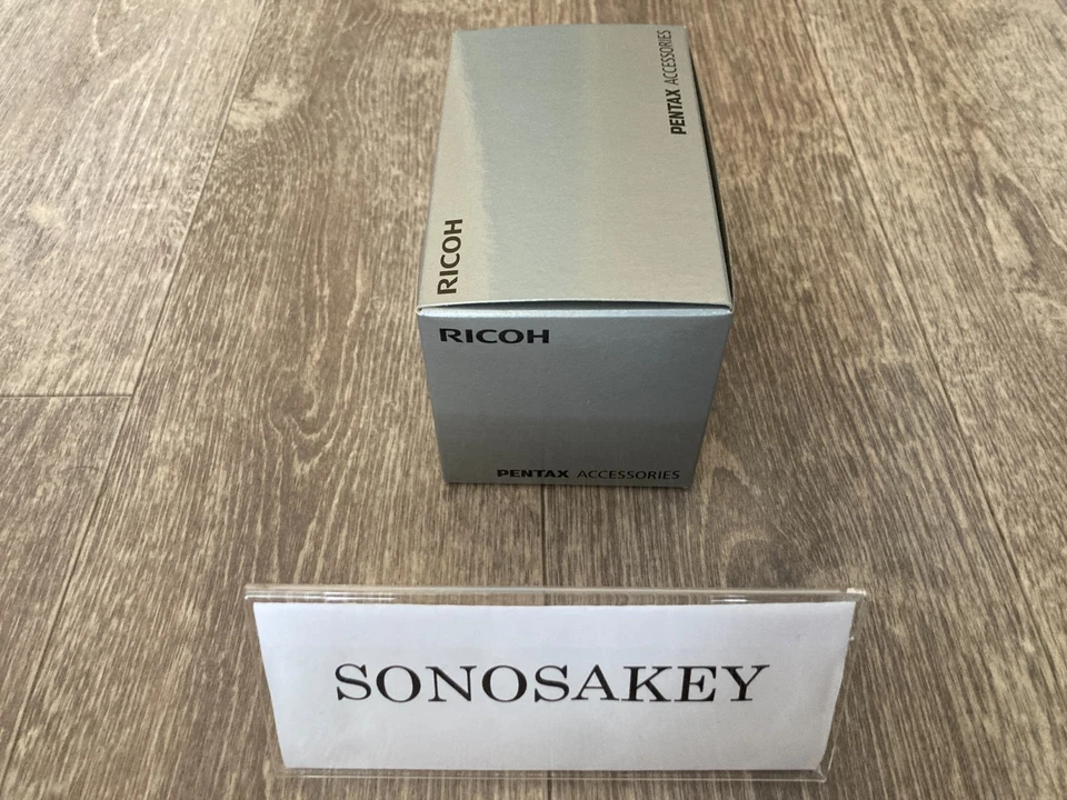 PENTAX D-BG7 Battery Grip for KP Digital Camera New in Box from Japan - Image 2 of 4