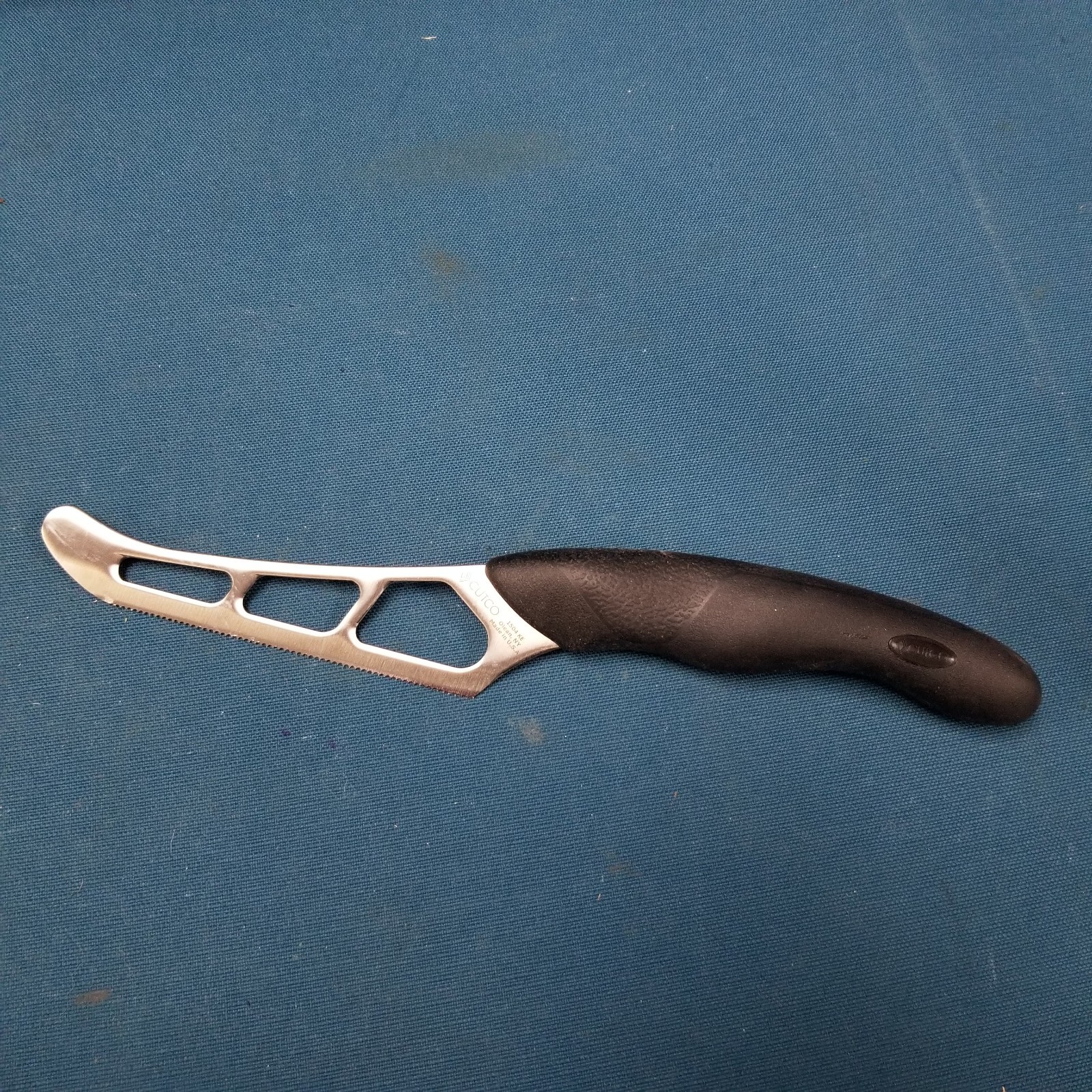 Cutco 1504 KE Serrated Cheese Kitchen Knife Soft Grip Handle