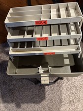 Vintage Plano 6300-N Fishing Tackle Box 3 Tray Green Used Good Condition