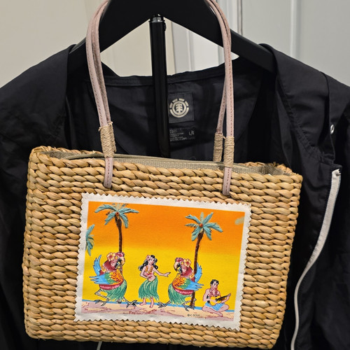 Sun N Sand Woven Beach Tote Bag Zip Closure Lined Inner Pockets Leather Handles