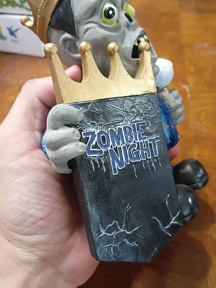 Kansas Citt Royals Zombie Night 2016 BD&A Stadium Giveaway SGA Zombie Statue R - Image 4 of 4