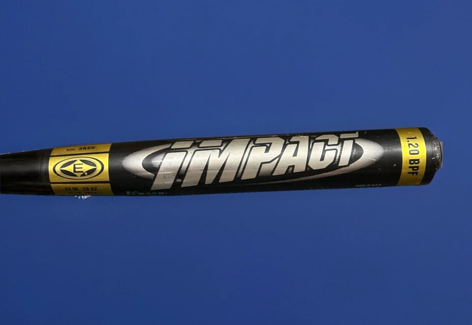 Bate de softbol EASTON Impact SK66. 34" 28oz 2 1/4 diámetro Foto 3 de 4