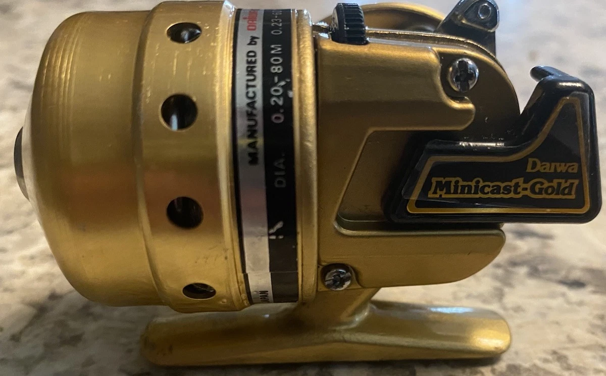 80s fishing lures Daiwa Seabass Lure Morethan Veryroll Gold Pink Sardine Because it has a Shimano Reels Model:8000 - 4.8:1 A few of my TROLLING LURES