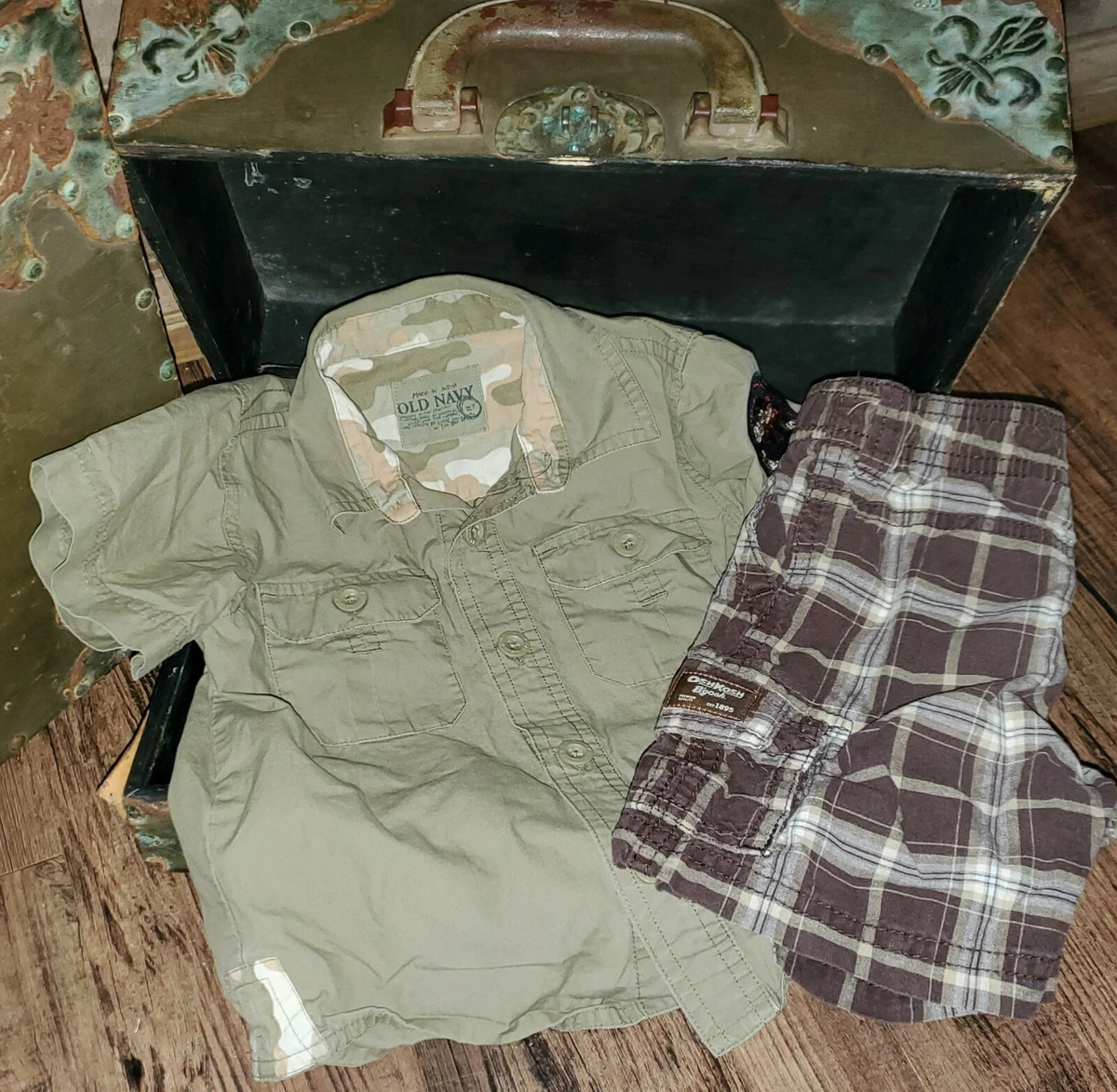 Navy green hotsell shirt outfit
