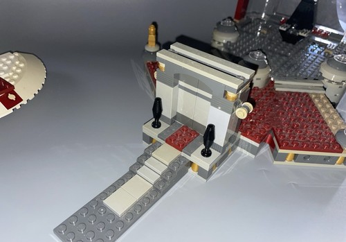 LEGO 9526 Star Wars Episode 3 Palpatine's Arrest with Minifigures - Incomplete - Picture 11 of 17