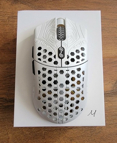 Finalmouse Starlight 12 PEGASUS Medium Limited Edition Gaming 