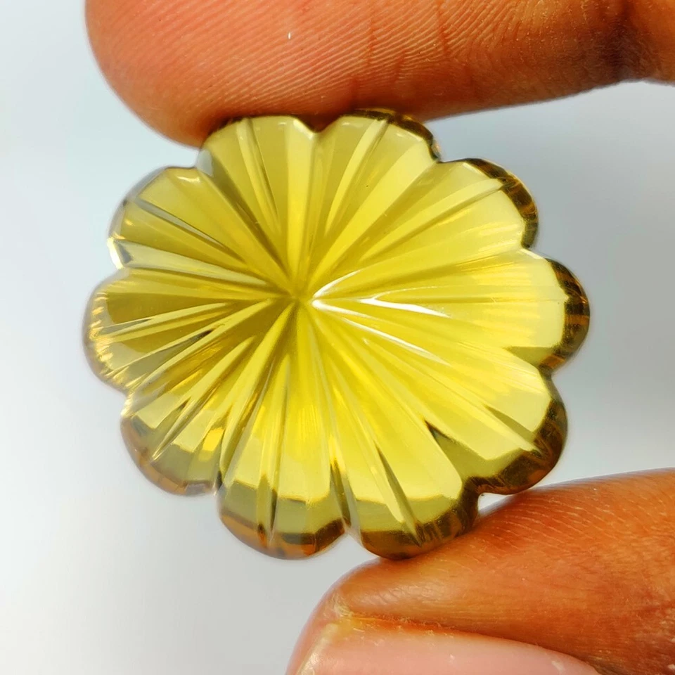 47.94 Ct Natural "VVS "Yellow Citrine Top Luster Round Fancy Flower - 57874 - Image 2 of 2