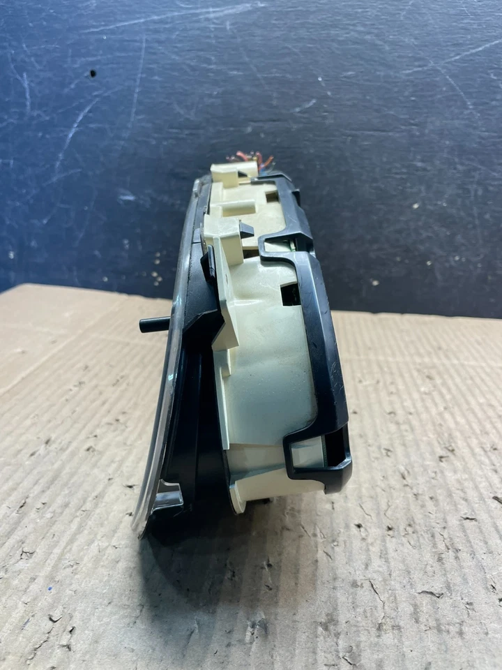 2003 至 2005 年别克 Regal Dash 速度表集群量规 Oem S2364 DG — 第 3/4 张图片