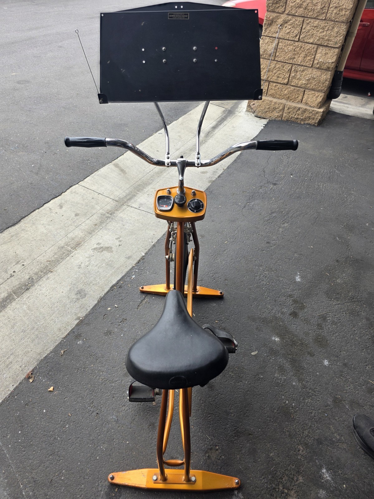 Gold Upright Metal Exercise Bike with Speedometer Odometer for Home Gym Training