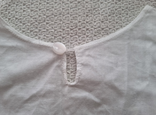 White Hand Embroidered Vintage cotton lace Collar - Picture 7 of 9