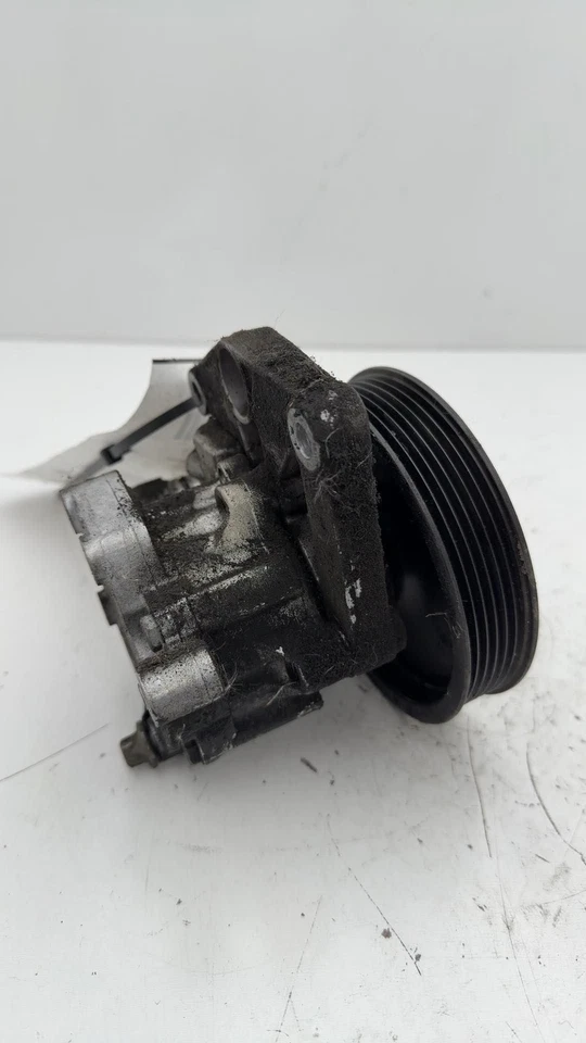 Mercedes Clase C 2006 2007 bomba/motor de dirección asistida Mercedes-Benz Foto 2 de 4