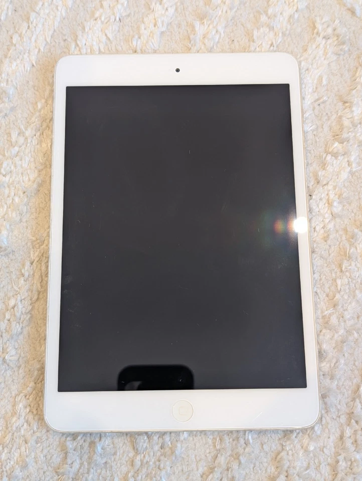 Apple iPad mini (1st generation) · 32GB · Wi-Fi, photo 3 sur 5