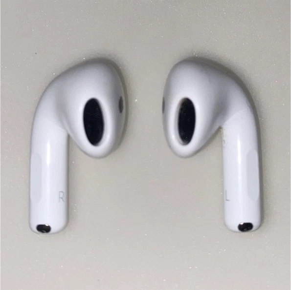 Apple AirPods 4 with Active Noise Cancellation, foto 2 di 5