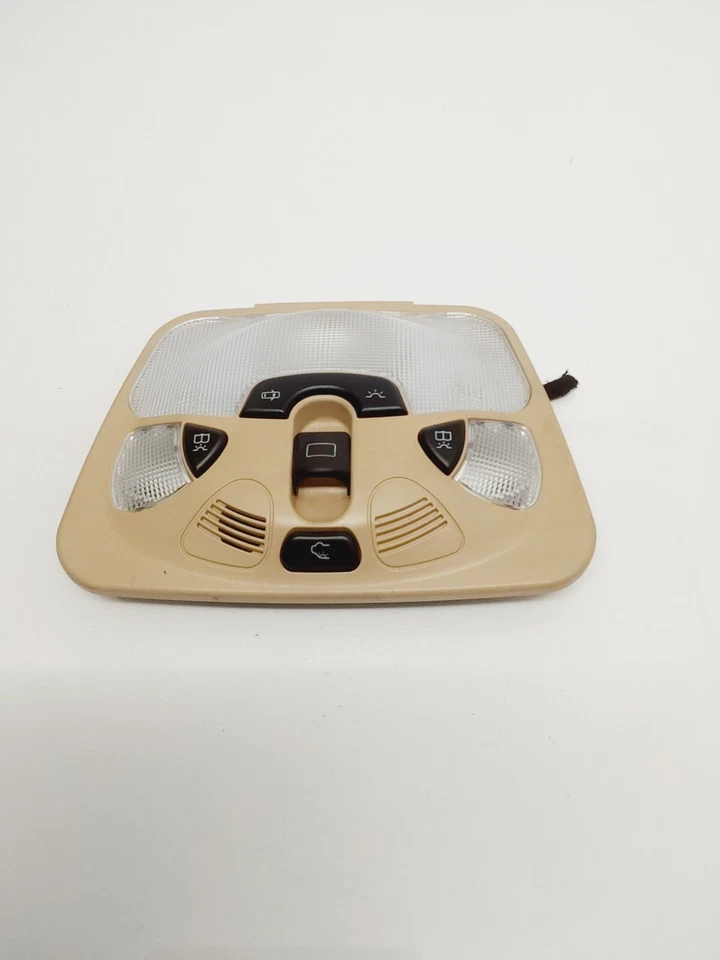 Luz domo interior Mercedes-Benz C240 2003 OEM 2038202401 Foto 3 de 4