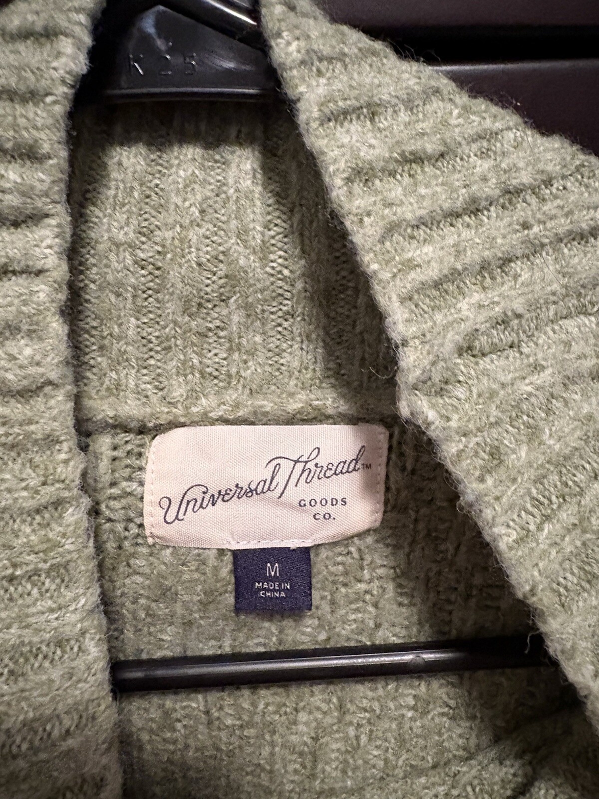 Universal Thread Green Sweater Size Medium - image 4